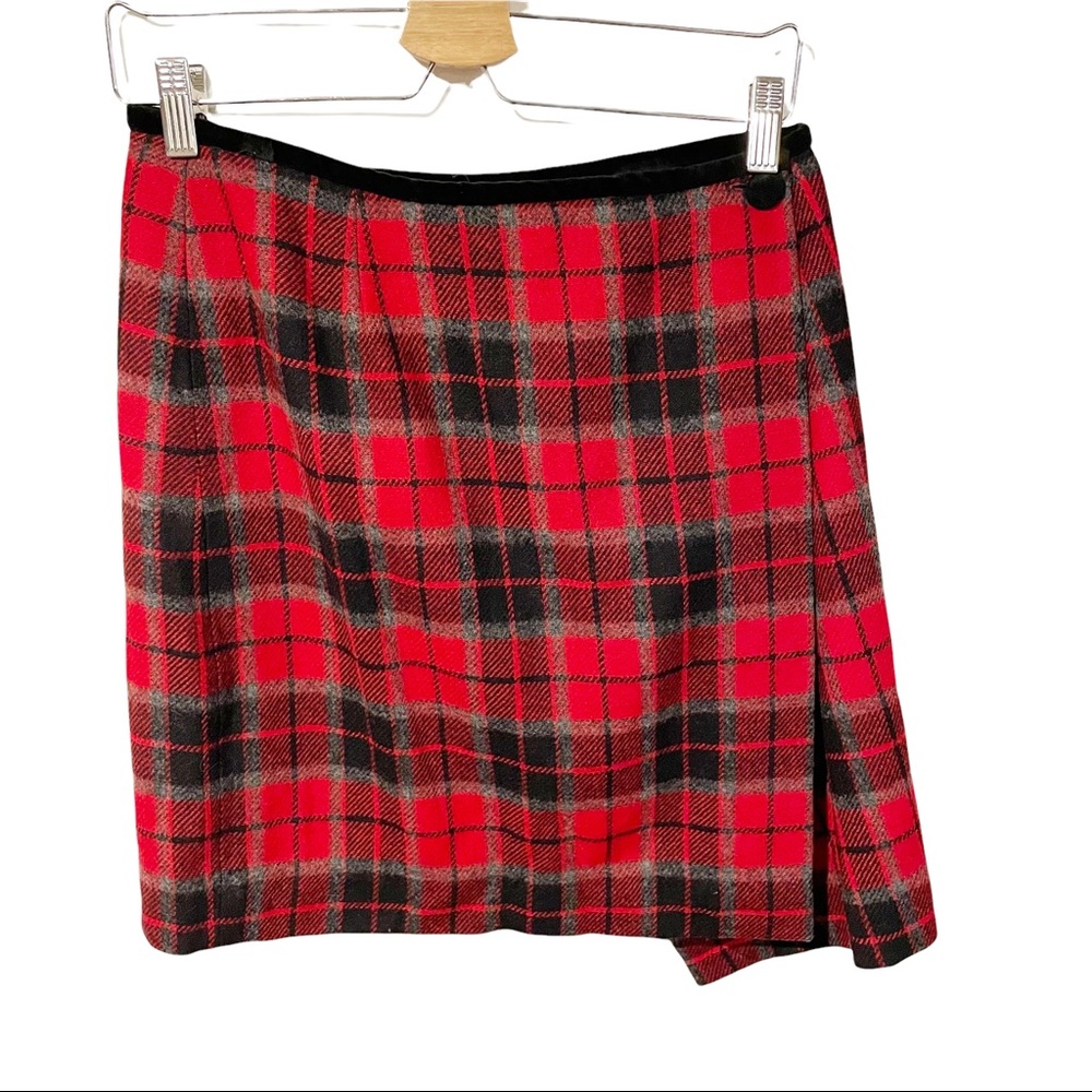 Liz Sport Vintage Y2K Size 10 Red Wool Plaid Wrap Mini Skirt Women‎